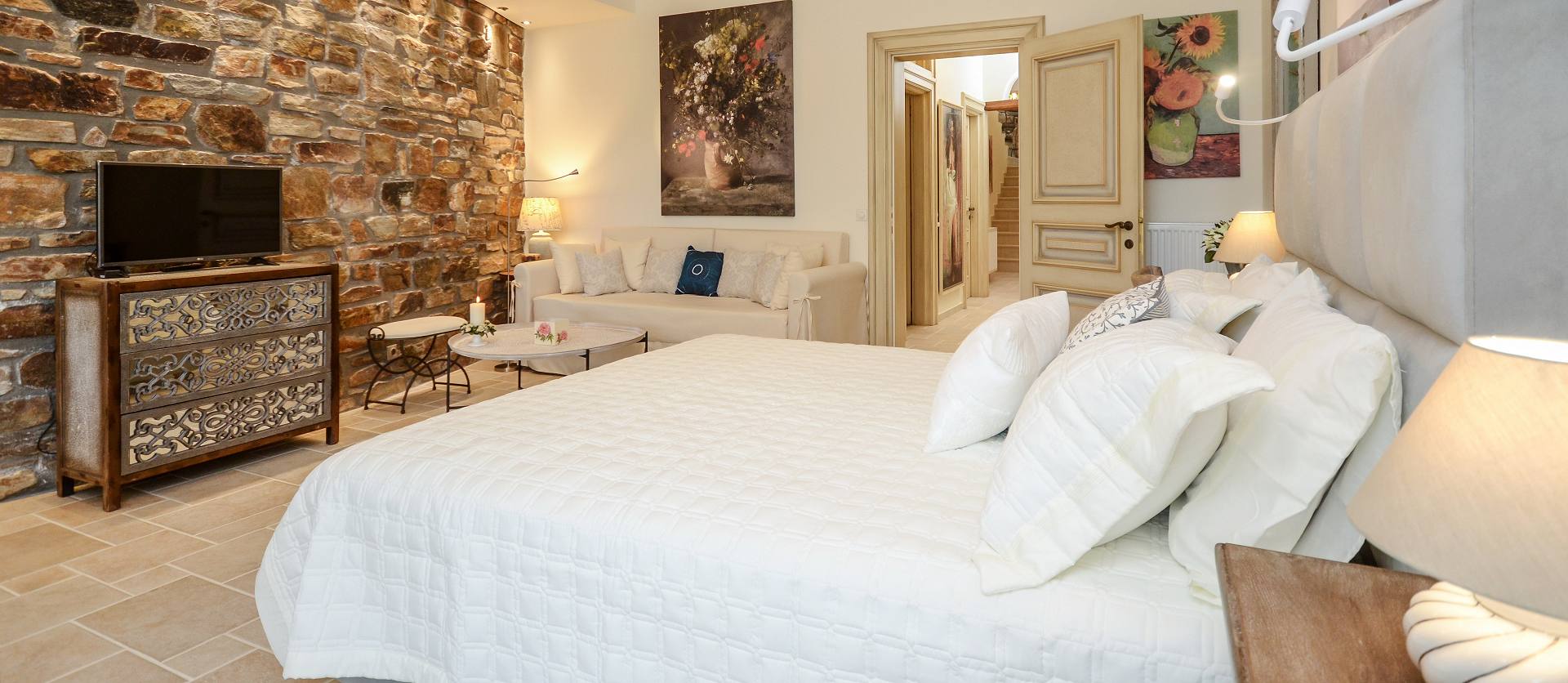 Luxurious Villas on Naxos Island