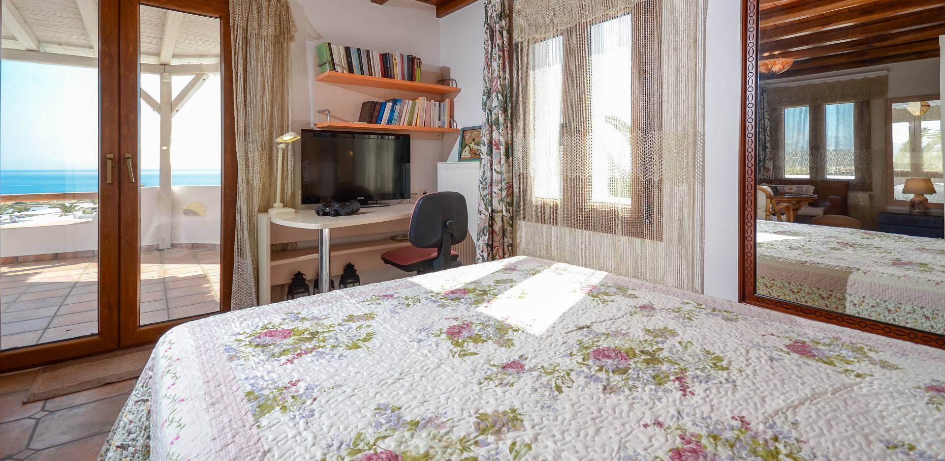 Luxurious Villas on Naxos Island